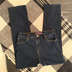 Gloria Vanderbilt straight leg ankle jeans
